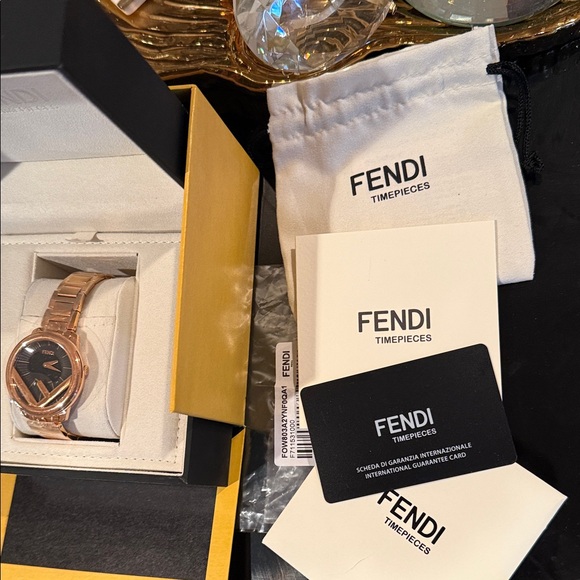 Fendi
Run Away Bracelet Watch rose gold main image 9